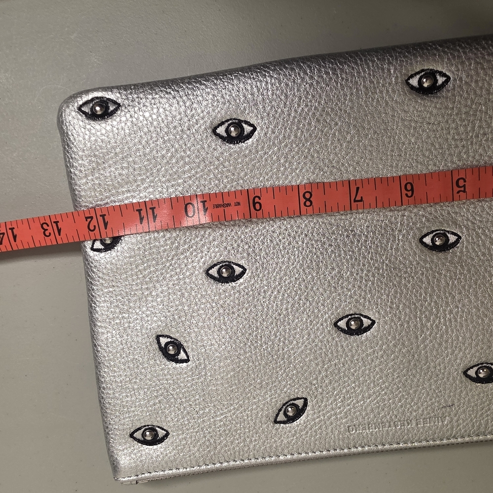 Aimee Kestenburg Clutch - Wristlet ,Evil Eye Mottif.  Excellent Condition - Picture 4 of 10